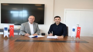 Kuşadası Belediyesinde işçilere çifte bayram