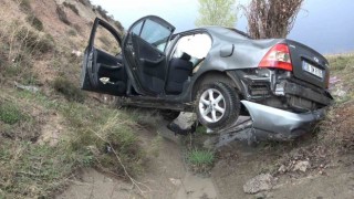 Kuvvetli sağanak kaza getirdi, otomobil takla attı: 3 kişi yaralandı