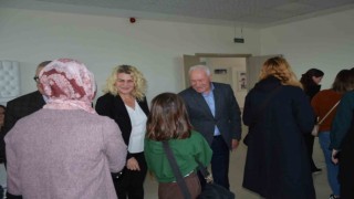 Lapseki Belediyesinde geleneksel personel bayramlaşması yapıldı