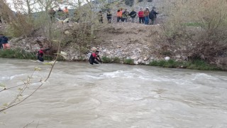Malatyada çaya düşen 8 yaşındaki kız hayatını kaybetti