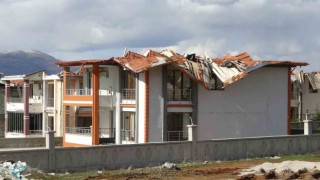 Malatyada depremin vurduğu milyonluk 65 villa harabeye döndü