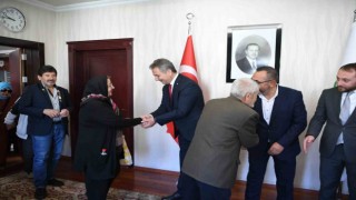 Mamakta iki bayram sevinci