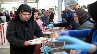 Manavgat halkı iftarlarda buluşmaya devam ediyor