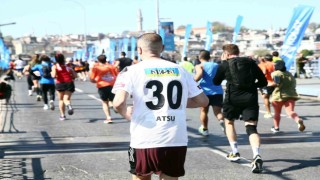 Maratonda Christian Atsunun formasıyla koştu