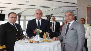 Marmaris protokolü Polis Evinde bayramlaştı