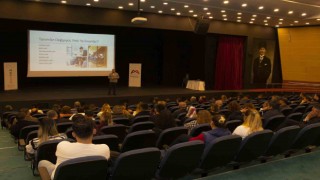 Mersin Büyükşehir Belediyesi personeline etkili iletişim eğitimi