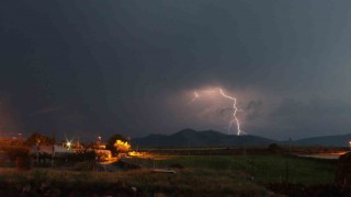 Meteorolojiden kuvvetli yağış uyarısı