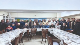 Mezun öğrenciler yıllar sonra iftar yemeğinde buluştu