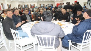 MHP ve Ülkü Ocaklarından Manyasta toplu iftar
