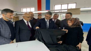 MHPli Kamil Aydın seçim çalışmalarını Pasinler ve Aziziye ilçelerinde sürdürdü