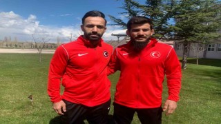 Milli güreşçiler Soner Demirtaş ve Servet Coşkun, Avrupada mindere çıkmaya hazır