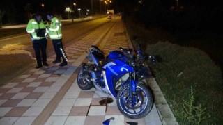 Motosikletteki kaskı başına takmadı, kazada ağır yaralandı
