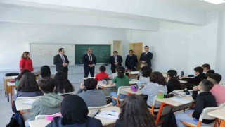 Muğlada öğrenciler ara tatil dönüşü yenilenen okullarında eğitim öğretime başladı