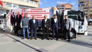 Nazilli Belediyesinin filosuna 2 araç daha katıldı