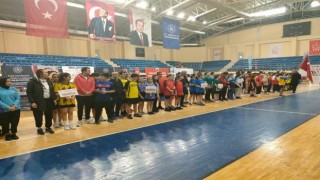Okul Sporları Masa Tenisi Grup Müsabakaları Bilecikin ev sahipliğinde başladı
