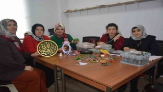 Okulları aynı sınıfları farklı: Özel çocukların annelerinden en özel el sanatları