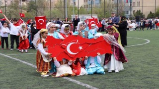 Oltuda 23 Nisan coşkusu