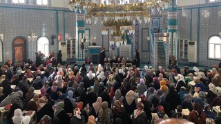 Osmaniye Bülbül Camii’de “Kadir Gecesi” programı düzenlendi