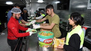 Osmaniye'de İftar çadırında Kadir Gecesi programı düzenlendi
