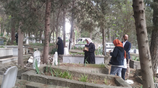 Osmaniye'de, mezarlıklarda duygulu anlar yaşandı