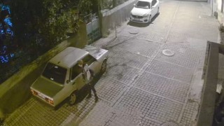 Otomobil hırsızlarının rahat tavırları pes dedirtti