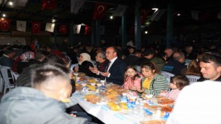Pamukkale Belediyesi gönül sofrası İncilipinarda kuruldu