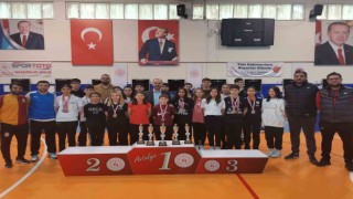 Pamukkale Belediyesporun dartçılarından 53 madalya