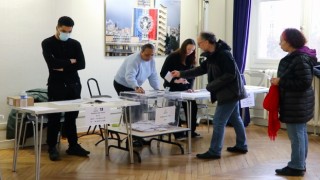 Pariste elektrikli scooter kullanımı için referandum düzenlendi