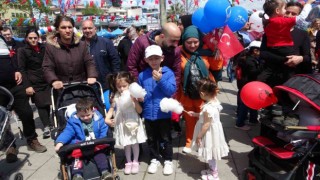 Pendikte 23 Nisan kutlamalarında çocuklar doyasıya eğlendi