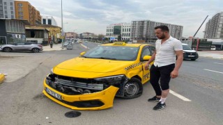 Pendikte tartıştığı taksiciyi ezmek için otomobilini üzerine sürdü