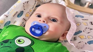 Pusetten düşen bebek hayatını kaybetti