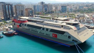 Rauf Bey Gemisi depremzedeler için okul ve yurda dönüştürüldü