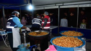 Şahinbeyden Kadir Gecesinde lokma tatlı ikramı