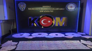 Sahte para ile alış veriş yaparken yakalandılar