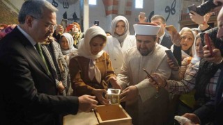 Sakal-ı Şerif, Edirnekari ile işlenen muhafaza kutusunda saklanacak
