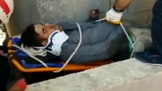 Şanlıurfada 3üncü kattan havalandırma boşluğuna düşen kişiyi itfaiye ekipleri kurtardı