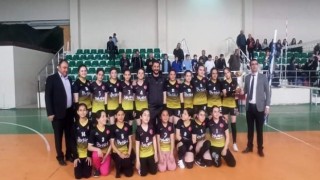 Sarıgölde ortaokullar arası voleybol turnuvası