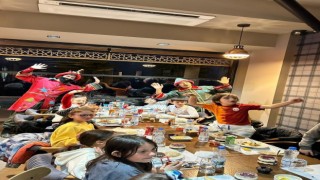 Şehrin mutfaklarında Hacivat ve Karagöz eğlencesi