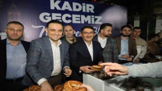 Şehzadeler Belediyesi Kadir Gecesi geleneğini bozmadı