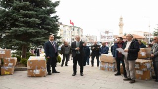 Seydişehirde ihtiyaç sahibi öğrencilere bayram hediyesi