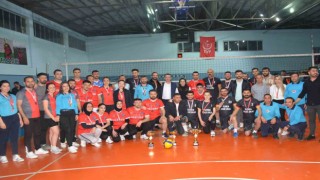 Silopide kurumlar arası voleybol turnuvası