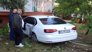 Sivil polis aracı kazaya karıştı: 1 polis yaralı