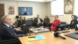 Siyasi partilerden İYİ Partiye bayram ziyareti