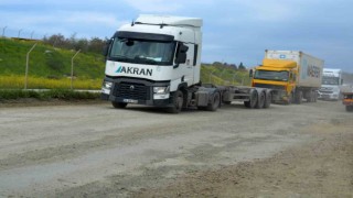 Şoförler liman yolundan şikayetçi