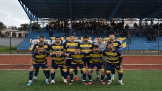 Söğütspor şampiyonluk yolunda farklı kazandı