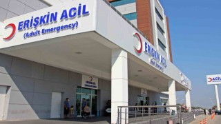 Sökede silahlı kavga: 2 yaralı