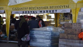 Sosyal marketler depremzedelerin ihtiyaçlarını karşılıyor
