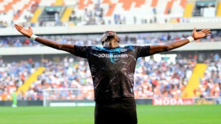 Spor Toto Süper Lig: Adana Demirspor: 4 - Kayserispor: 3 (İlk yarı)
