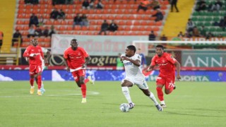 Spor Toto Süper Lig: Corendon Alanyaspor: 1 - Ümraniyespor: 0 (Maç sonucu)