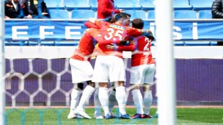 Spor Toto Süper Lig: Kasımpaşa: 1 - Konyaspor: 0 (Maç devam ediyor)